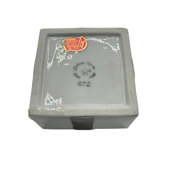 Lefton Porcelain Gift Box Shaped Trinket Holder With Silver Bow Accent - Picture 8 of 9